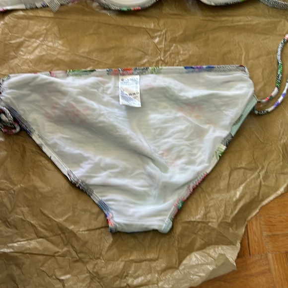 Opera NWOT - Picture 7 of 10